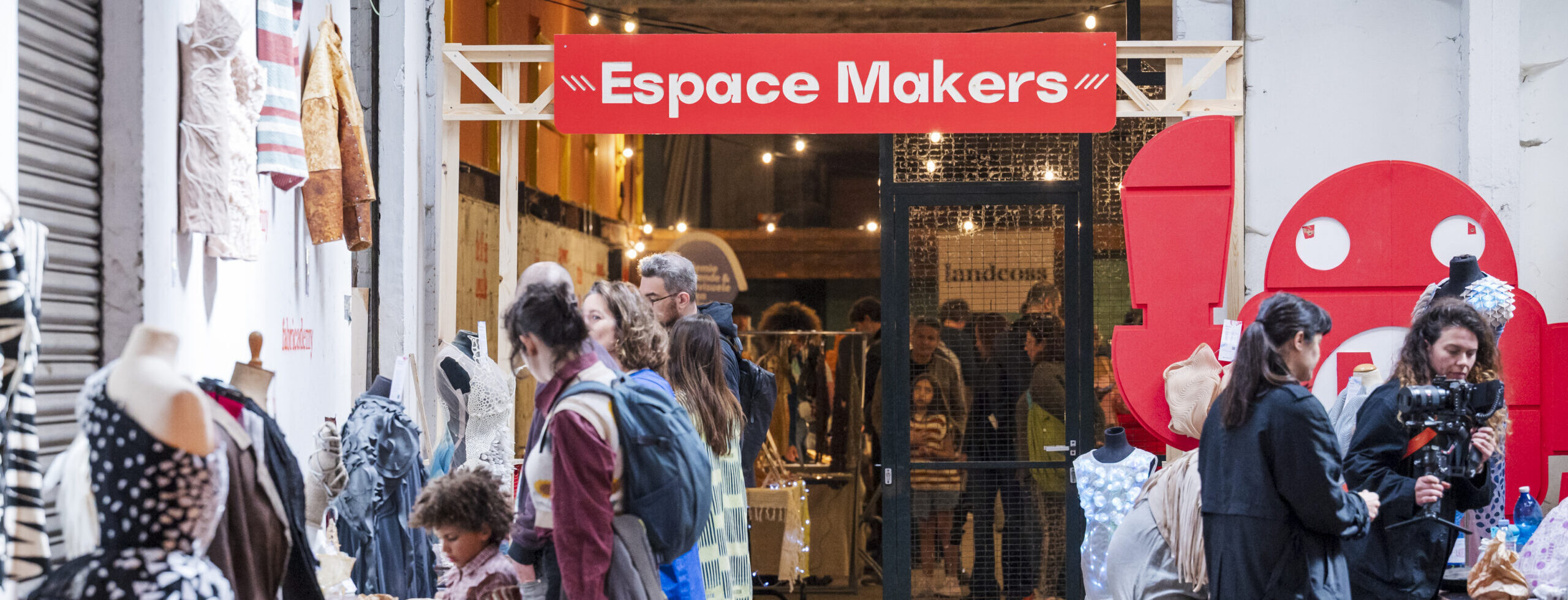 Plan large sur la maker Faire et l'espace makers